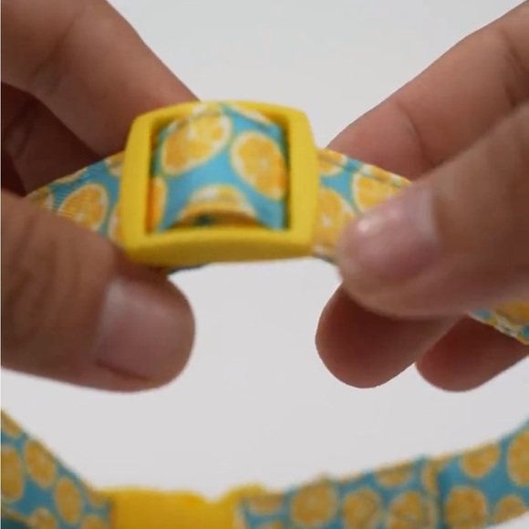 Cute “Lemons” Dog Collar. Large - Picture 2 of 6